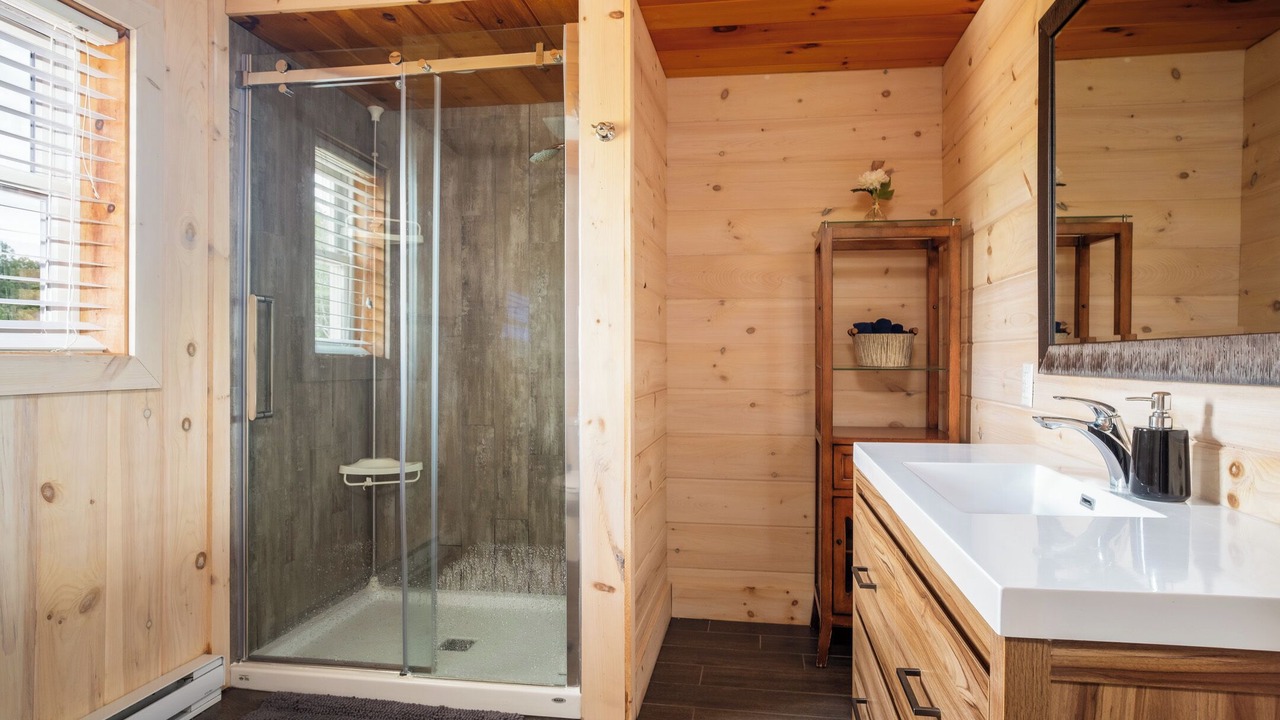 Photo of Bathroom in Mandeville