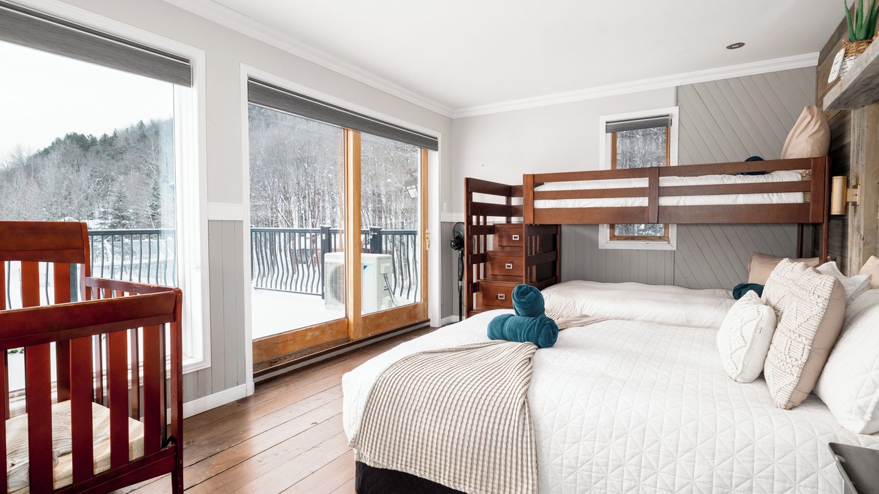 Photo of Bedroom in Mandeville