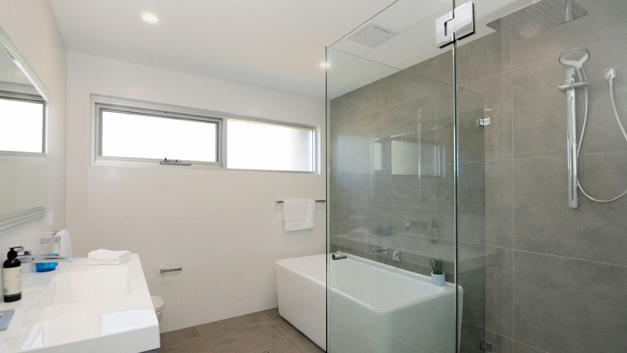Photo of Bathroom in Huskisson