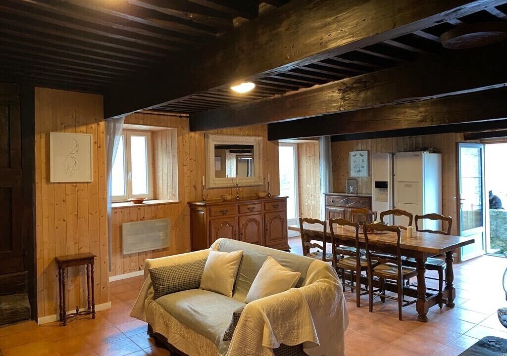 Photo of Livingroom in Nozieres