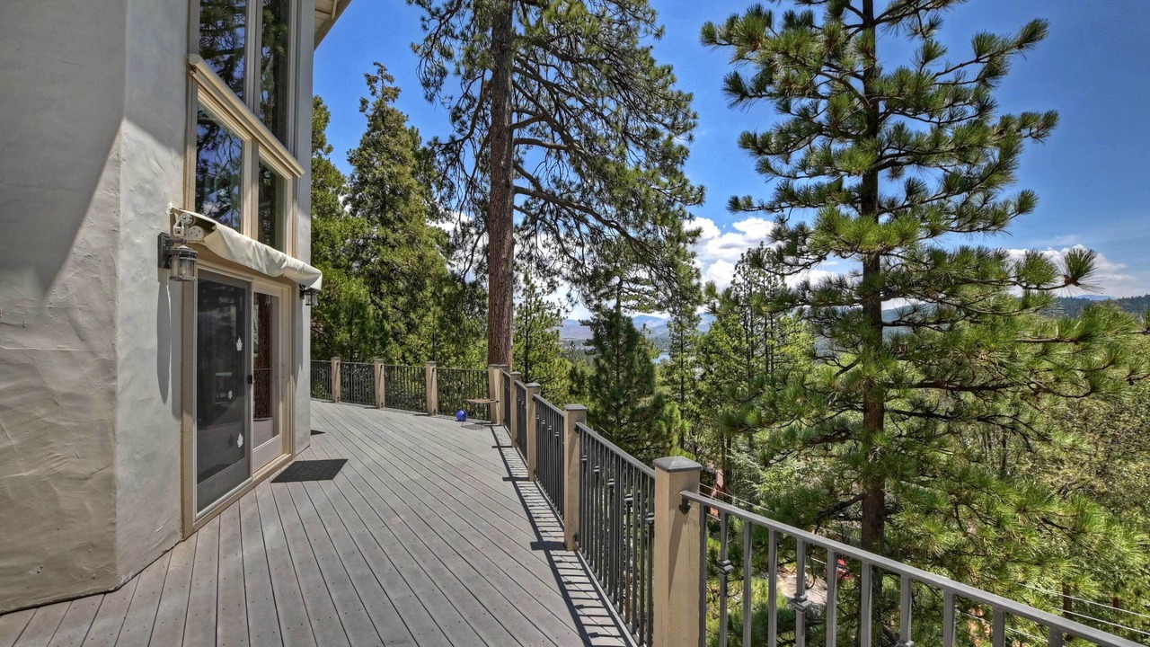 Photo of Outdoor in Blue Jay