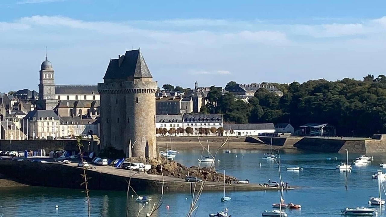 Photo of Others in Baguer-Morvan