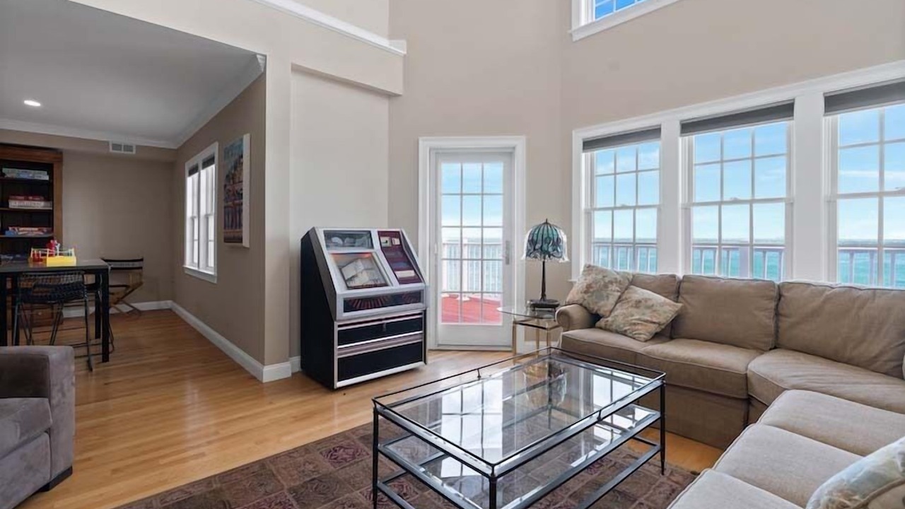Photo of Livingroom in Falmouth Heights