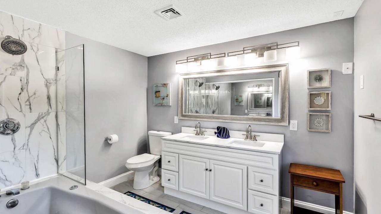 Photo of Bathroom in Centerville