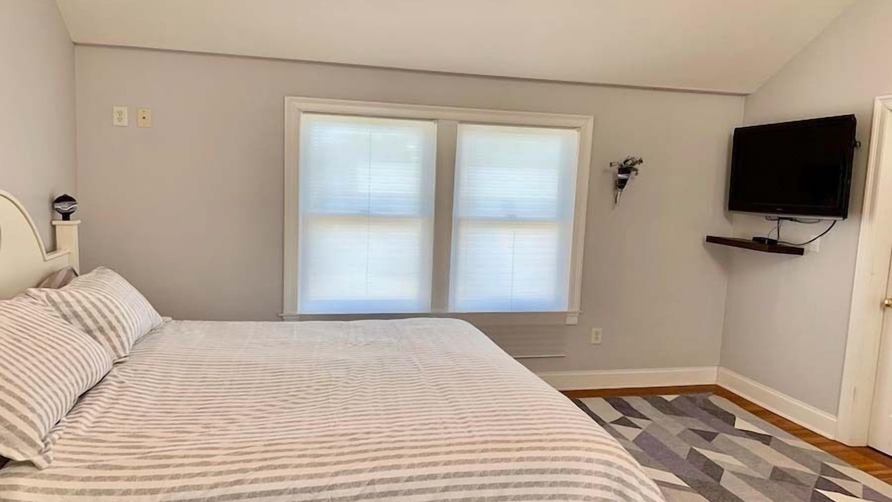 Photo of Bedroom in Falmouth Heights