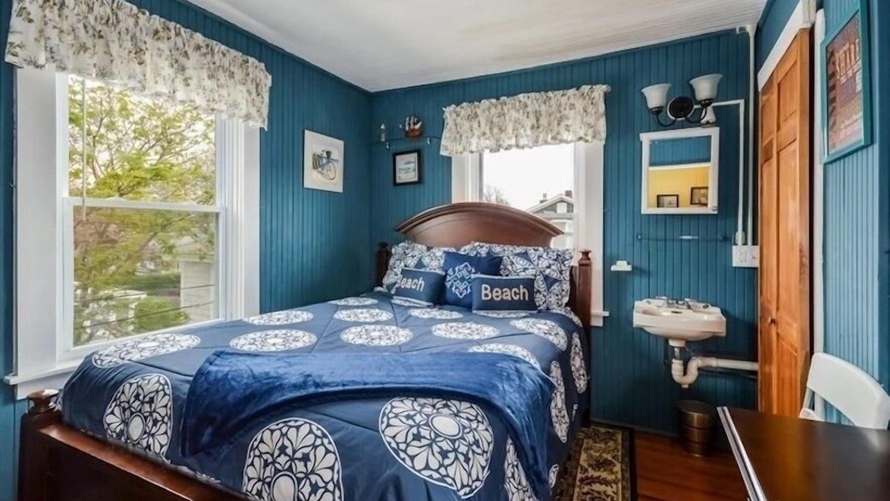 Photo of Bedroom in Falmouth Heights