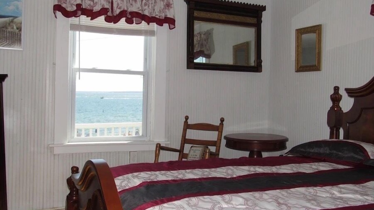 Photo of Bedroom in Falmouth Heights