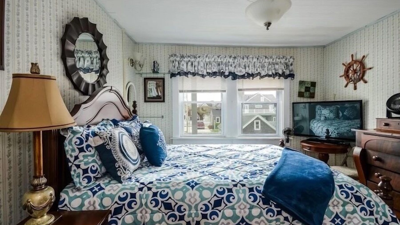 Photo of Bedroom in Falmouth Heights