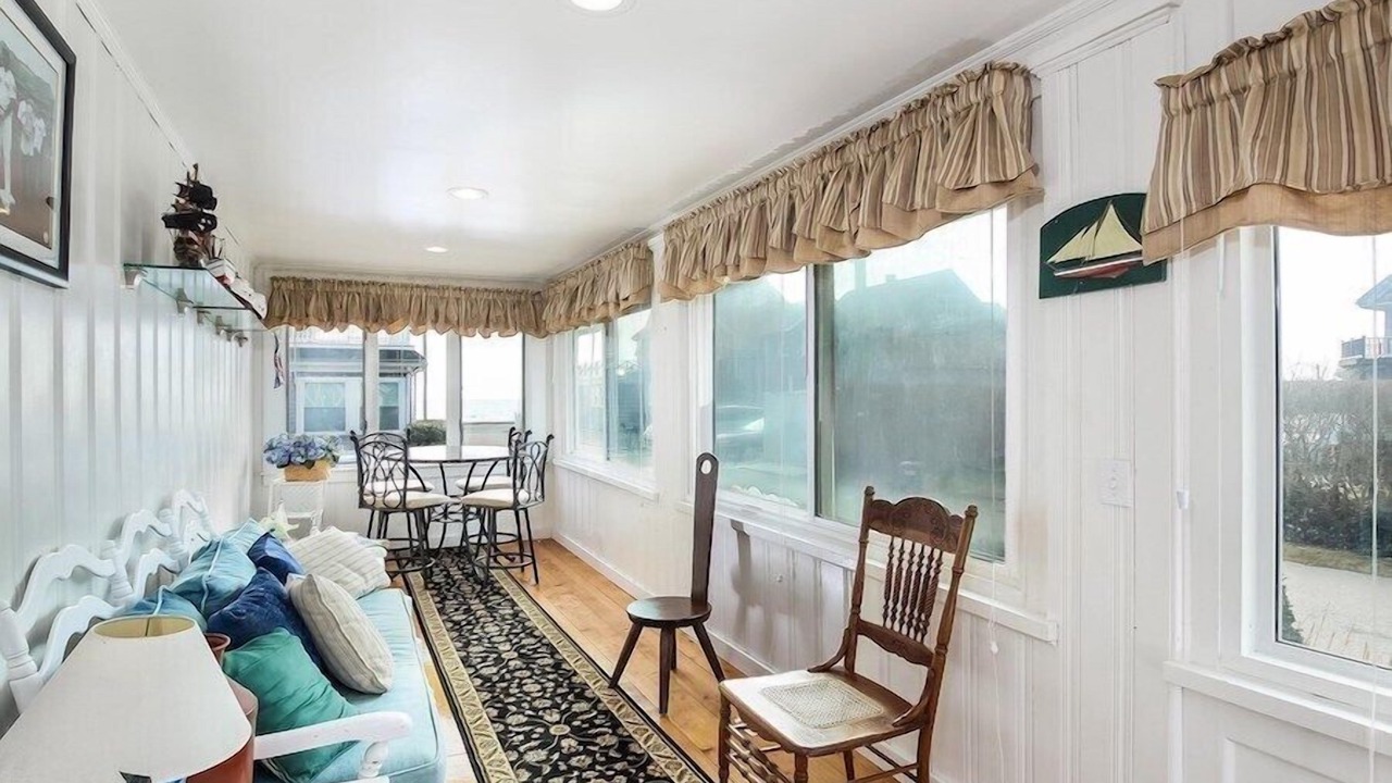 Photo of Livingroom in Falmouth Heights