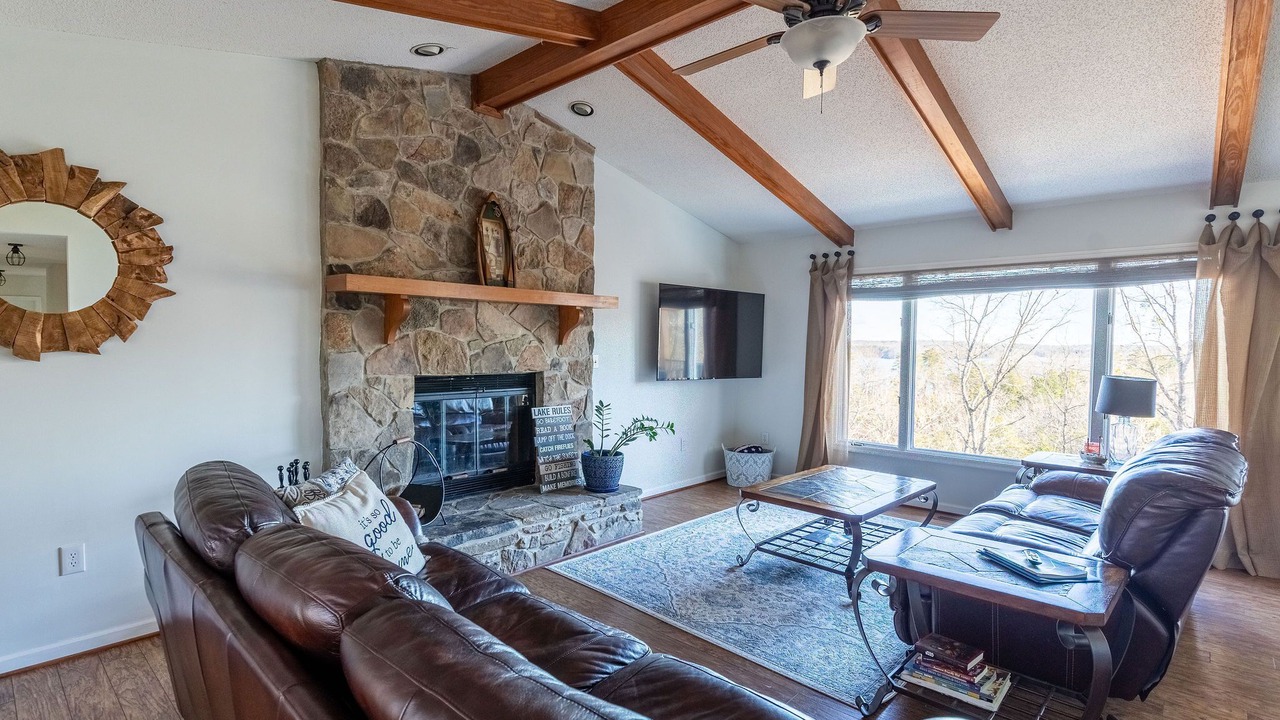 Photo of Livingroom in Gainesville