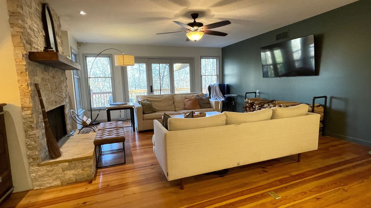 Photo of Livingroom in Douglasville