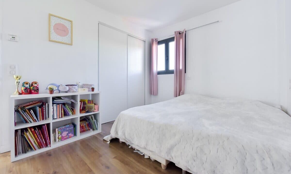 Photo of Bedroom in Saint-Jean