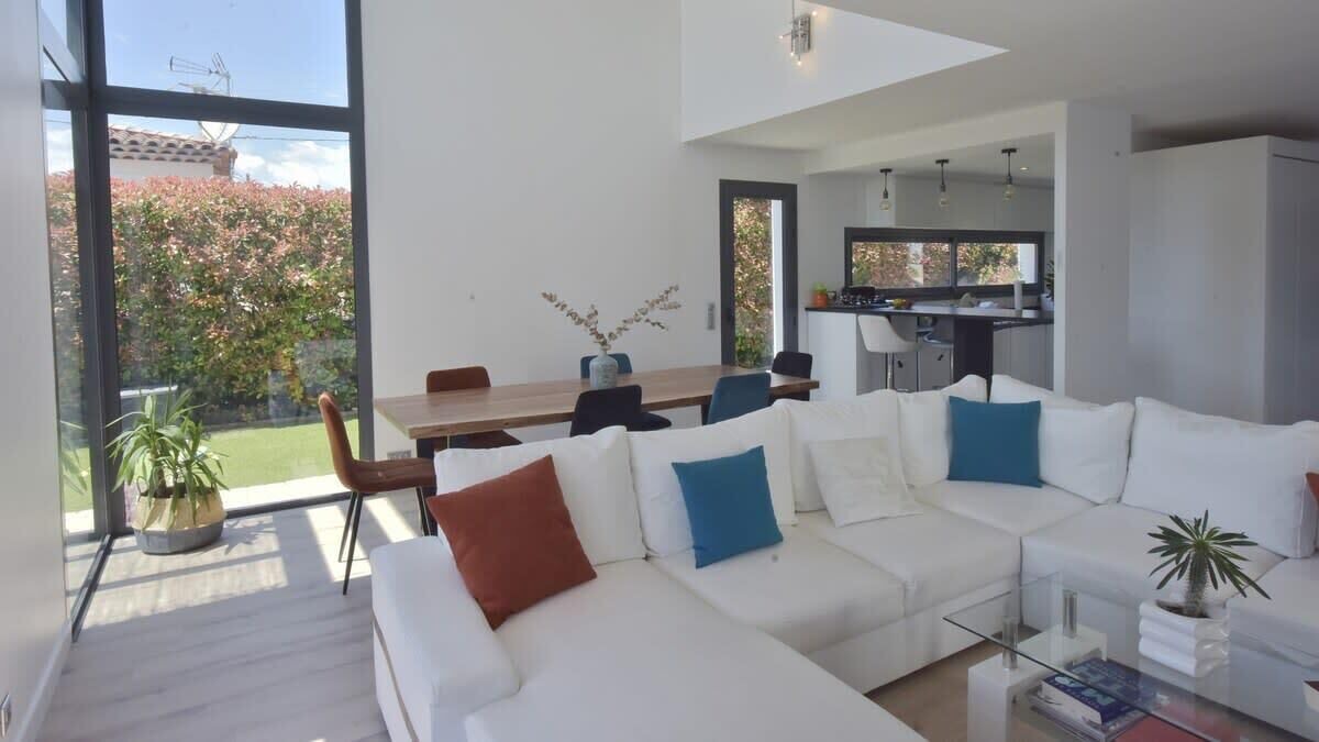 Photo of Livingroom in Saint-Jean