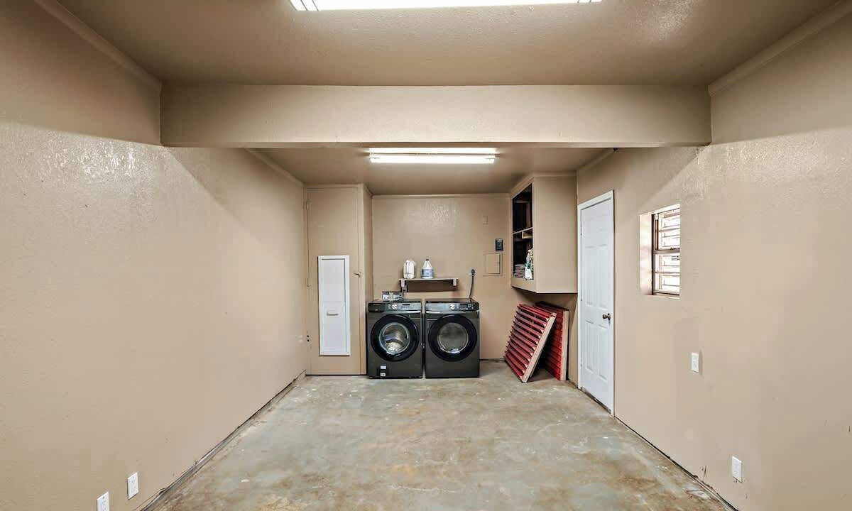 Photo of Others in South Side