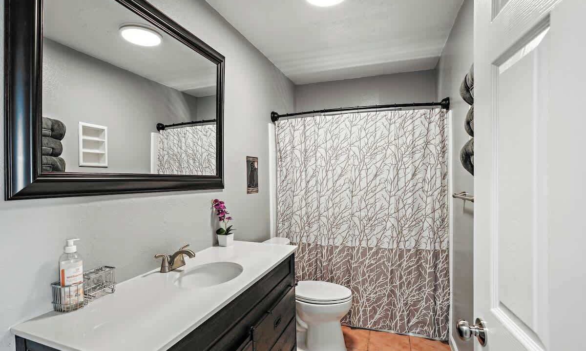 Photo of Bathroom in South Side