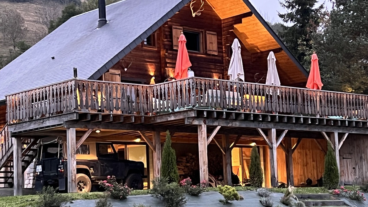 Photo of Outdoor in Poubeau