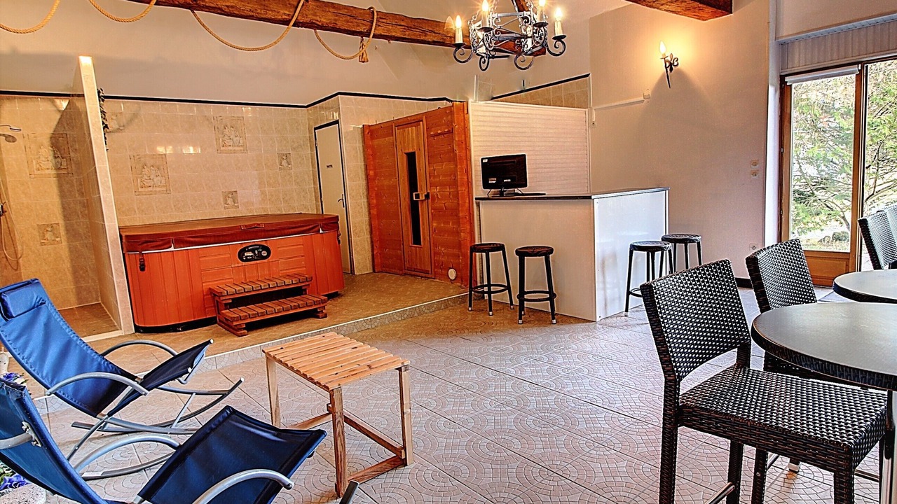 Photo of Others in Le-Petit-Pressigny