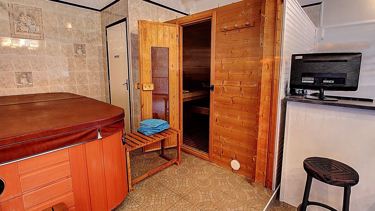 Photo of Others in Le-Petit-Pressigny