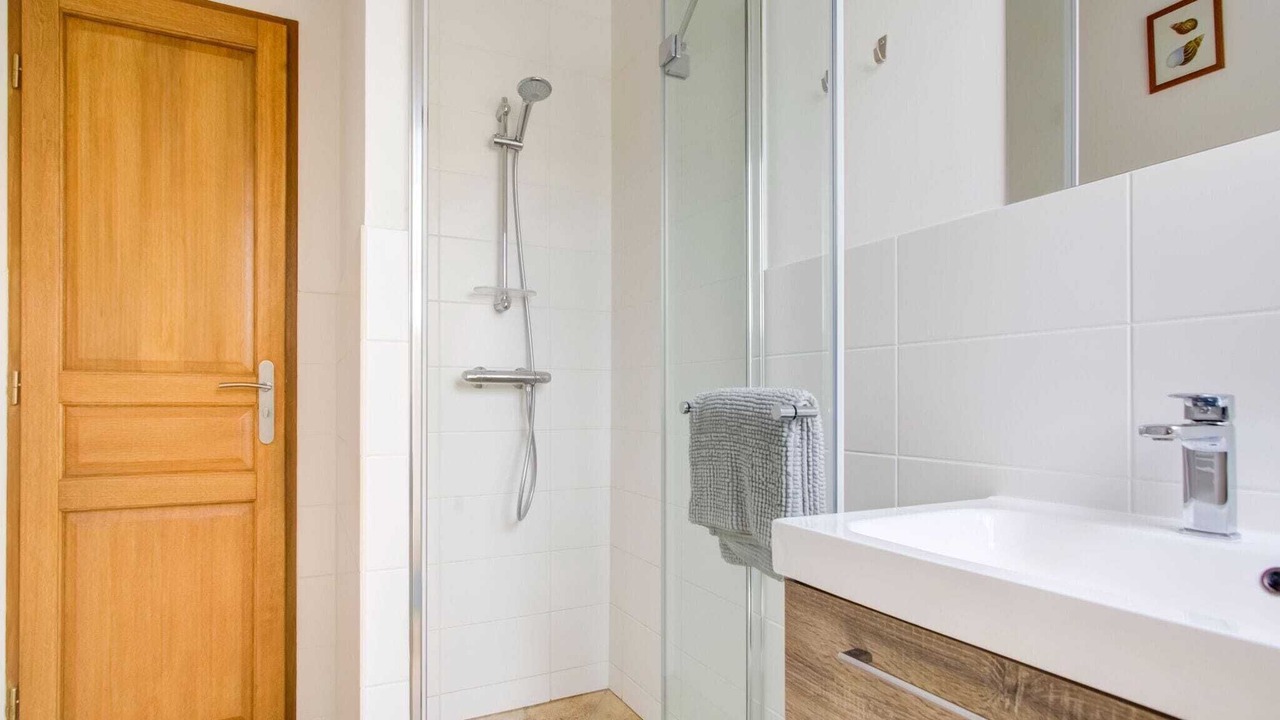 Photo of Bathroom in Jayac