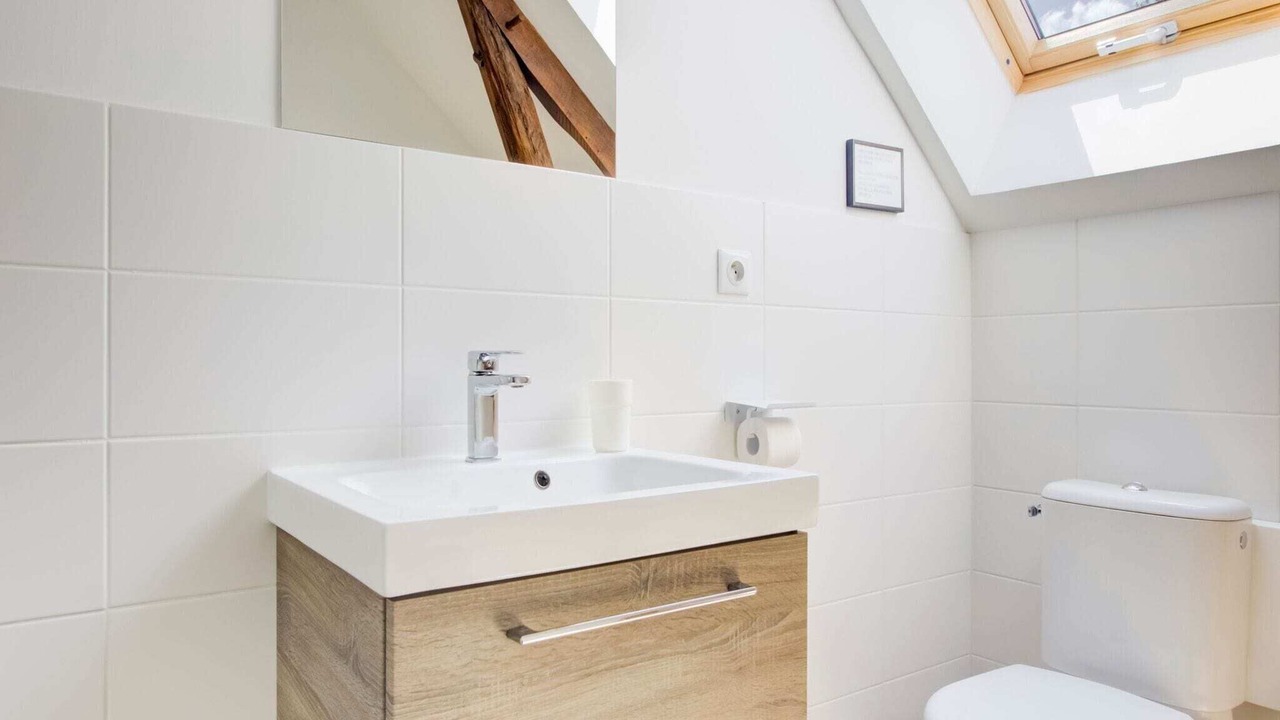 Photo of Bathroom in Jayac