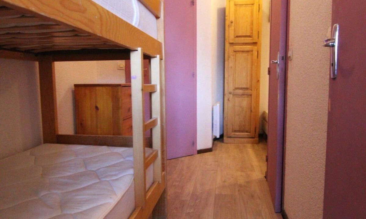 Photo of Bedroom in Eclose-Est