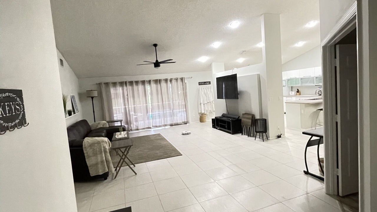 Photo of Livingroom in Wellington