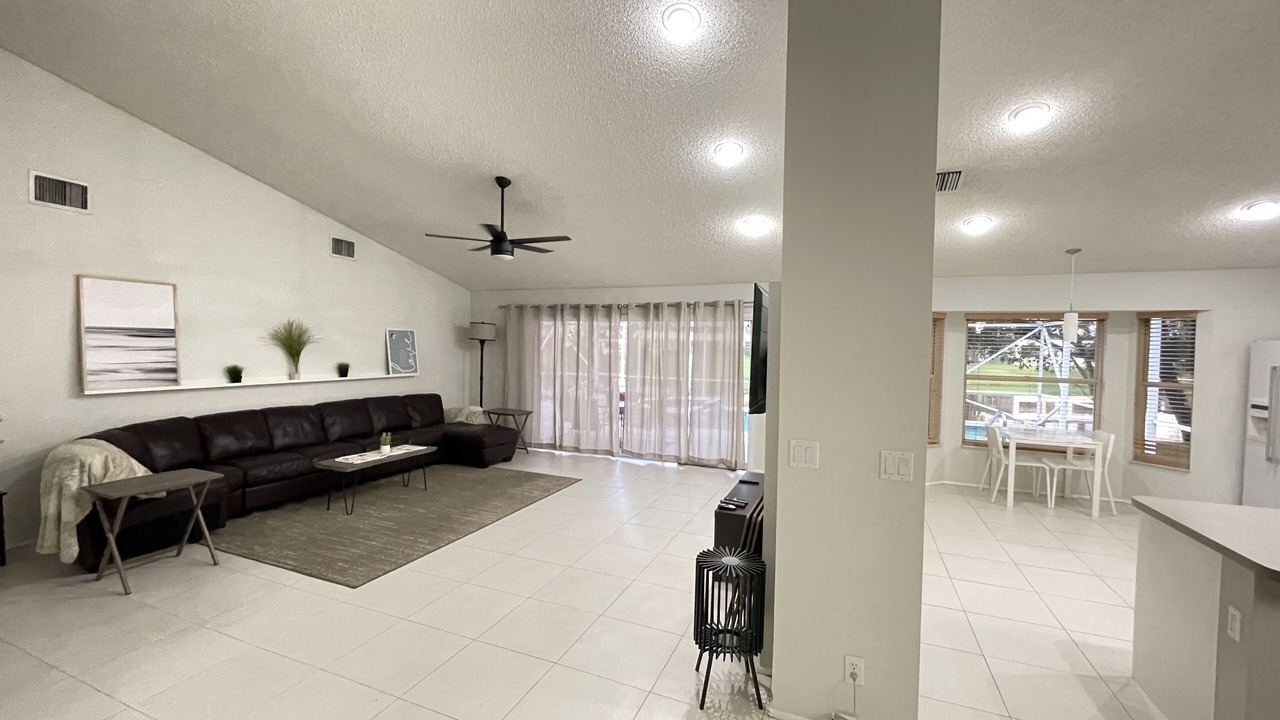 Photo of Livingroom in Wellington
