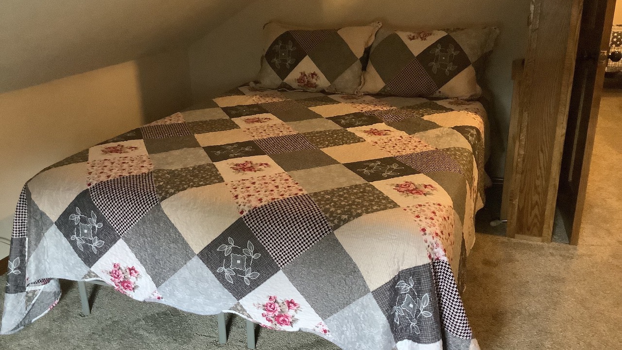 Photo of Bedroom in West Union