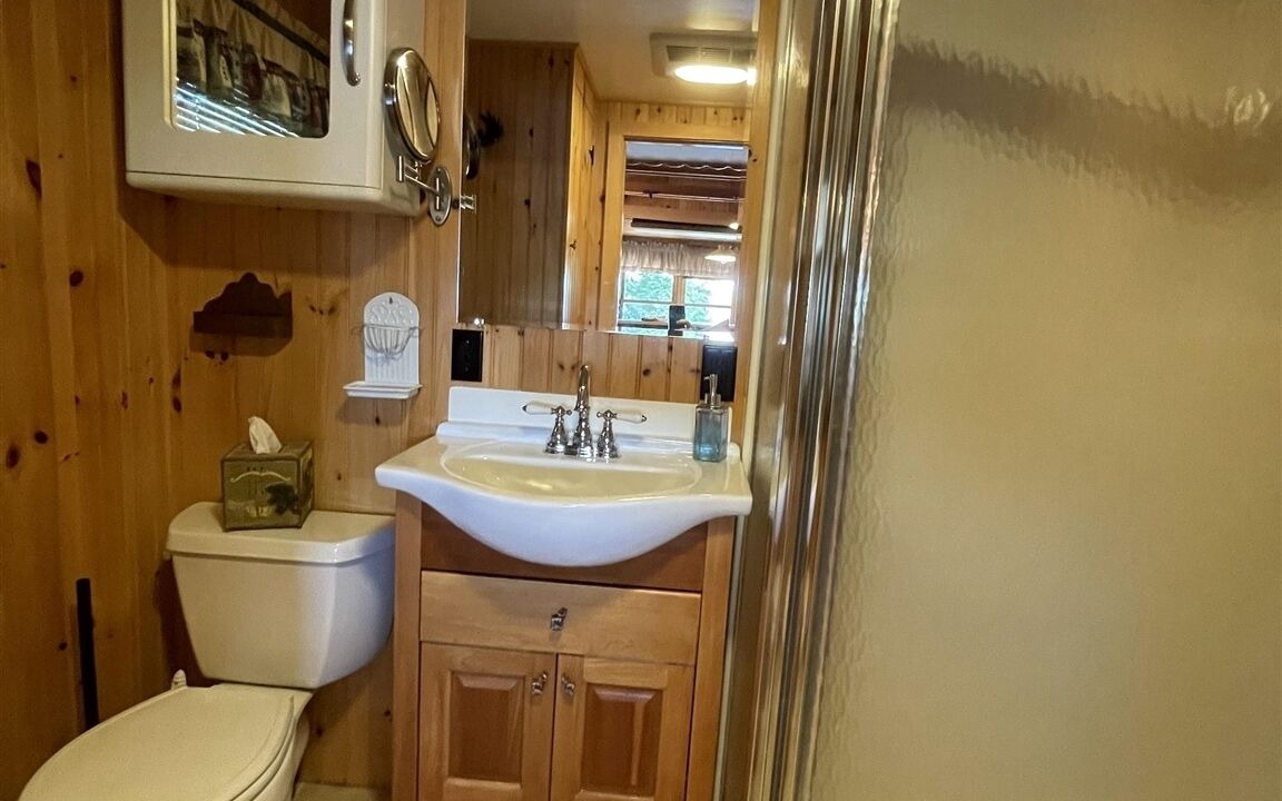 Photo of Bathroom in Sebago