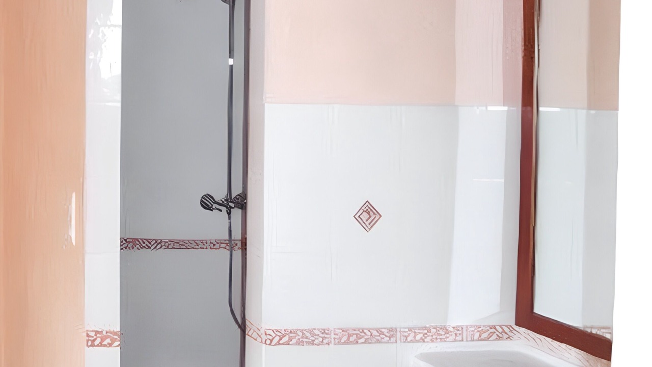 Photo of Bathroom in Aubignan