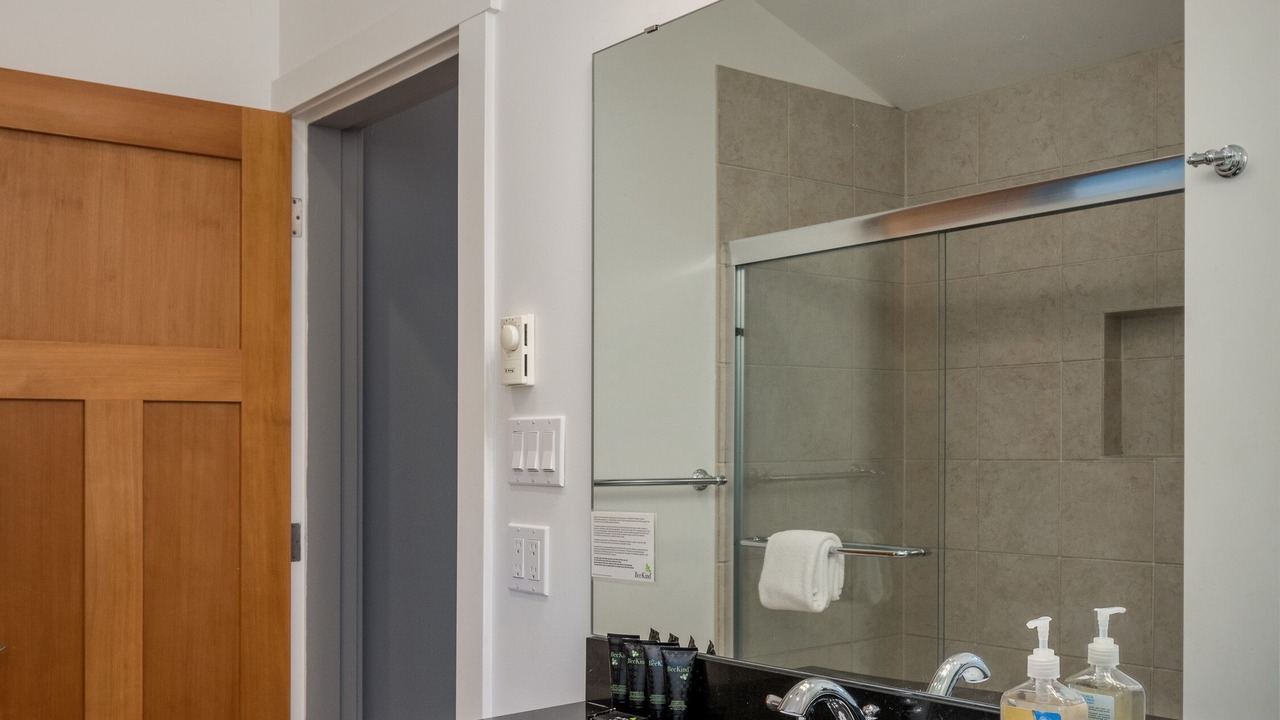 Photo of Others in Olga