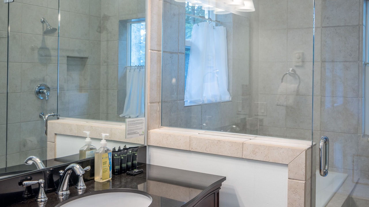 Photo of Others in Olga