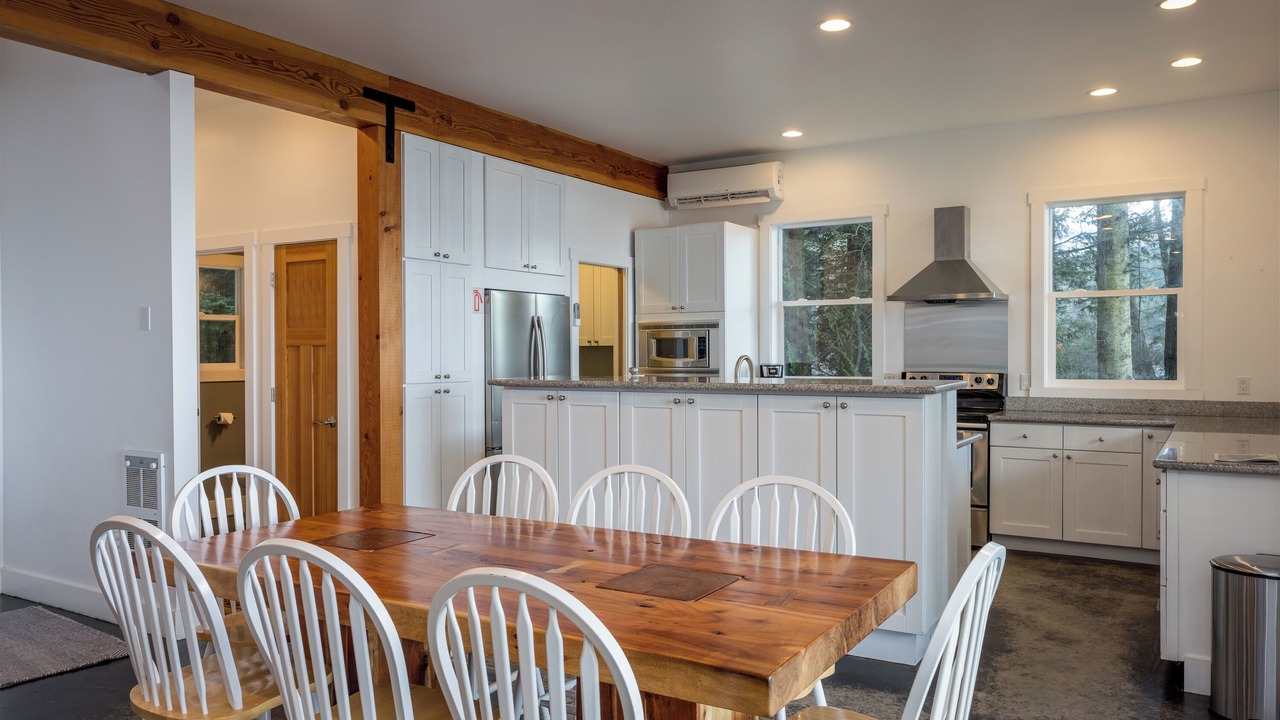 Photo of Others in Olga