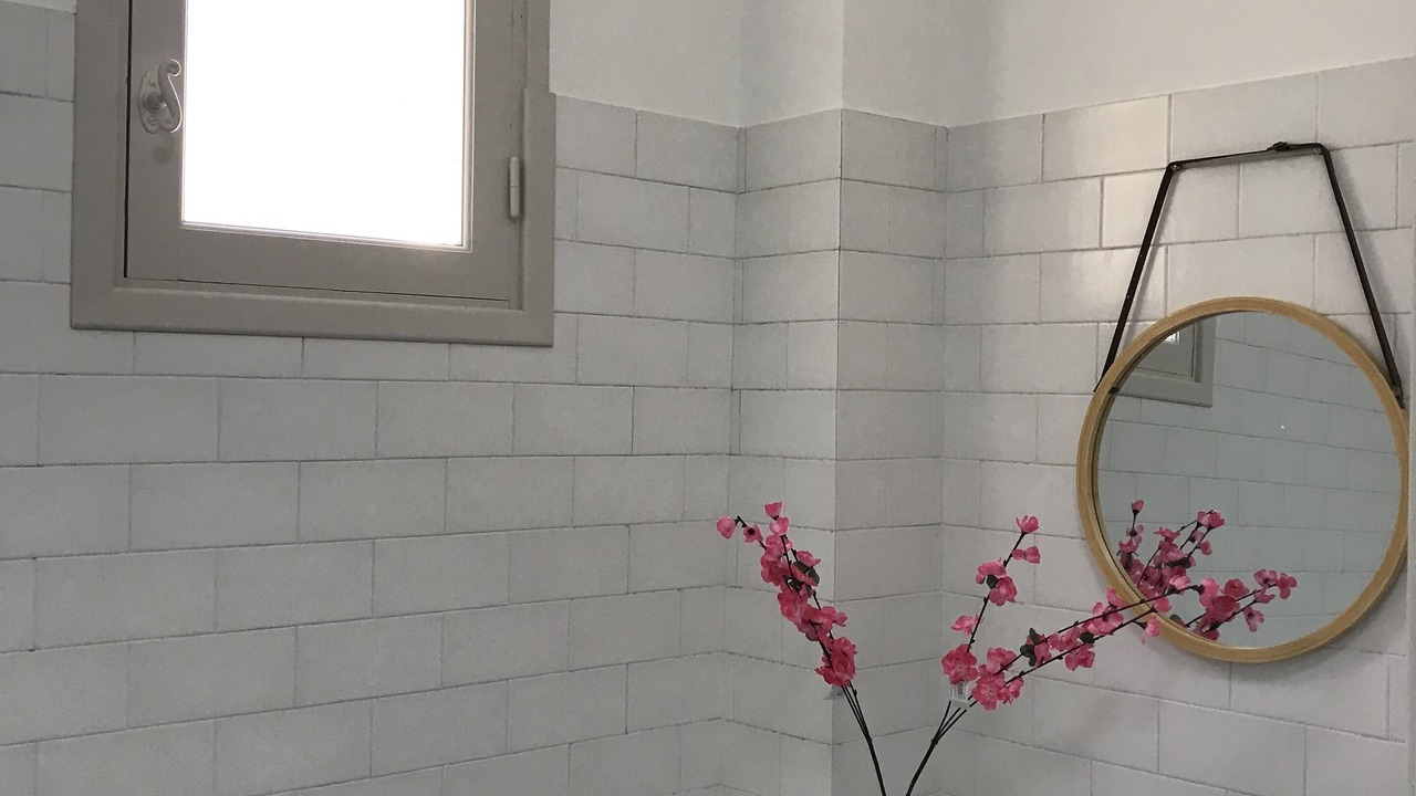 Photo of Bathroom in Chateauneuf-Villevieille