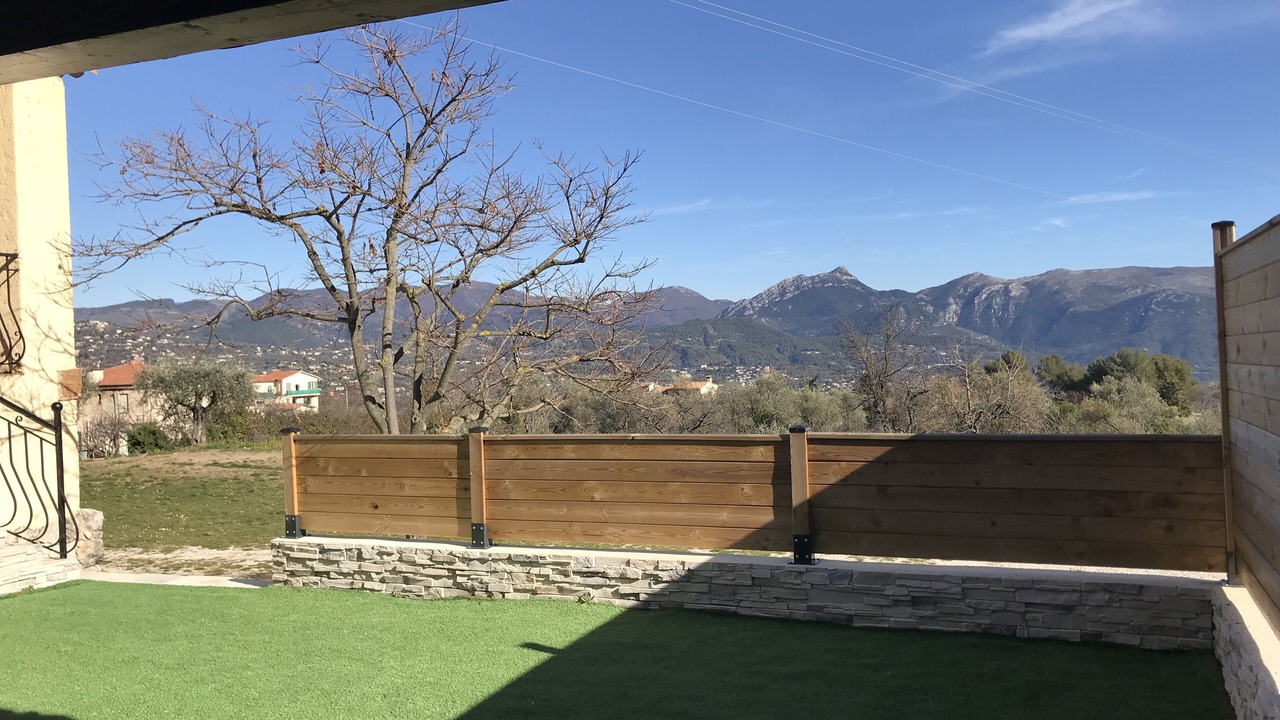 Photo of Outdoor in Chateauneuf-Villevieille