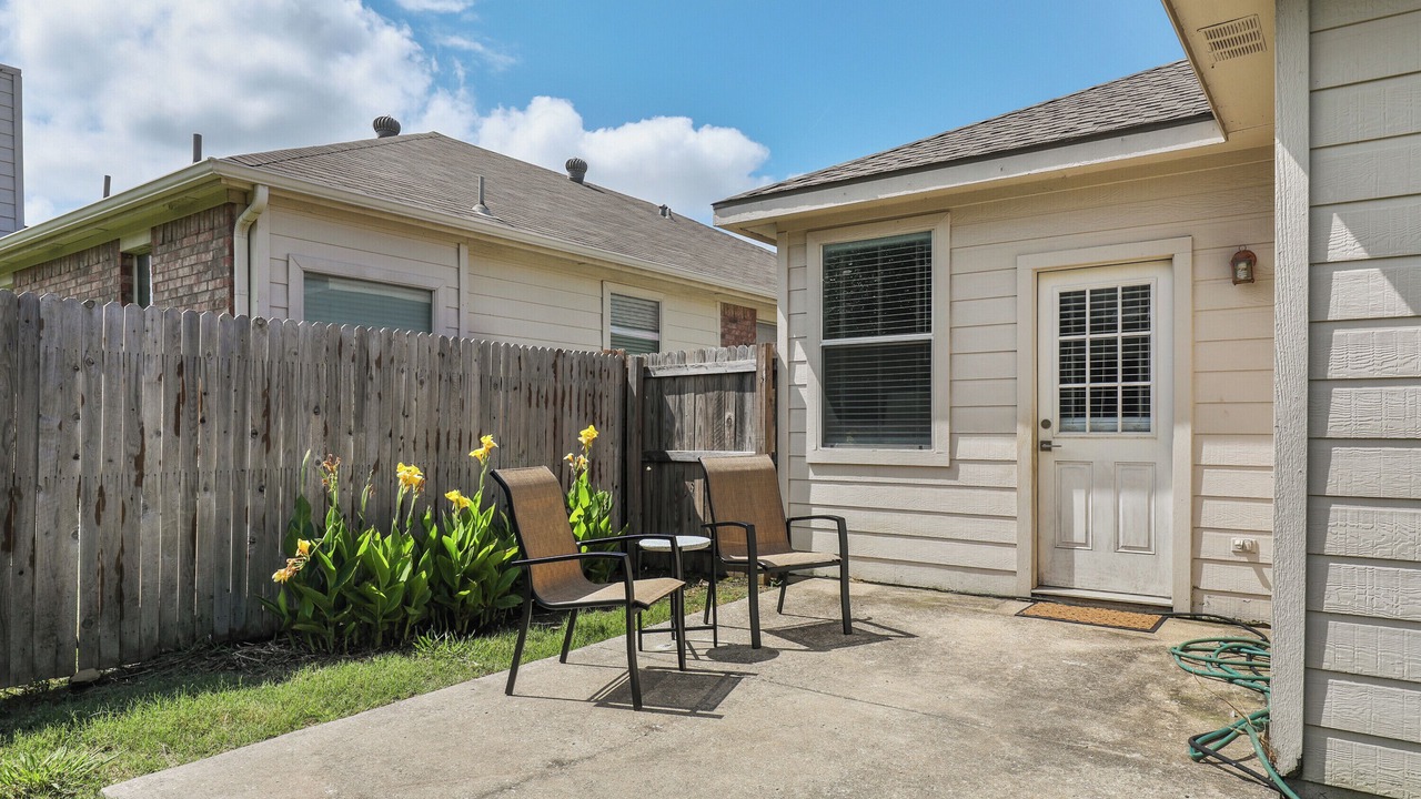 Photo of Patio Balcony in Little Elm