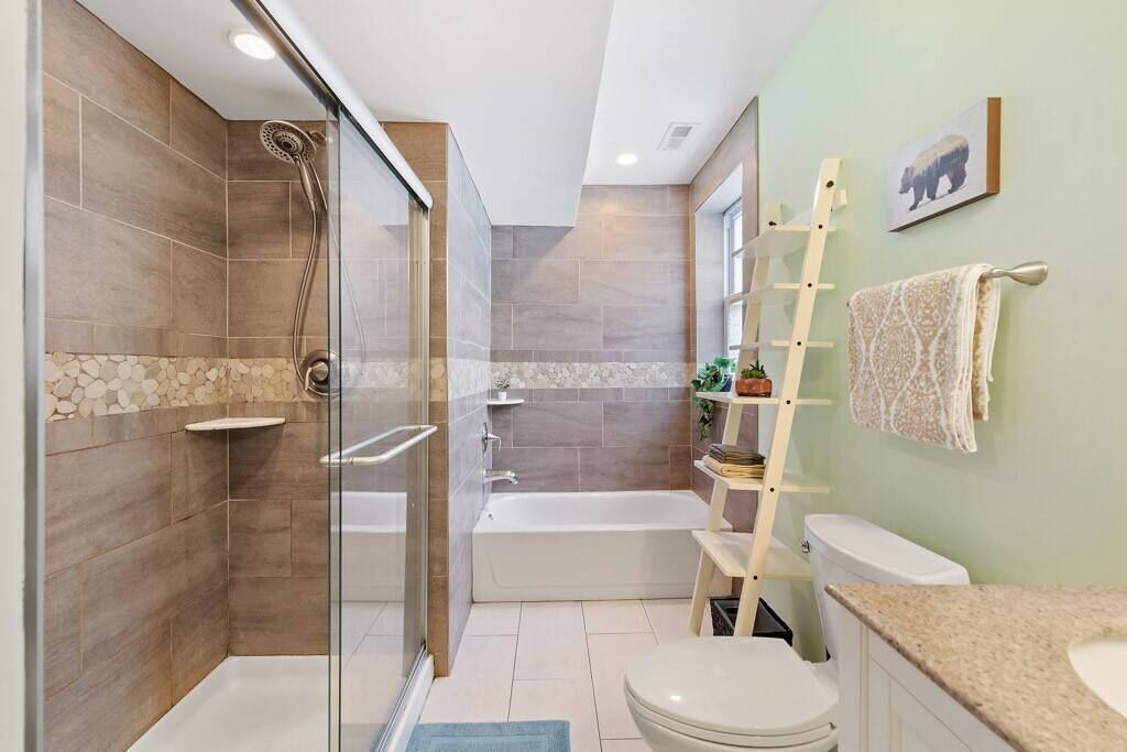 Photo of Bathroom in East Passyunk Crossing