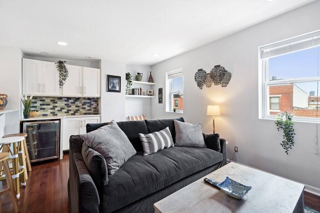 Photo of Livingroom in East Passyunk Crossing