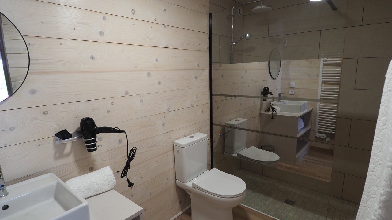 Photo of Bathroom in Quillan