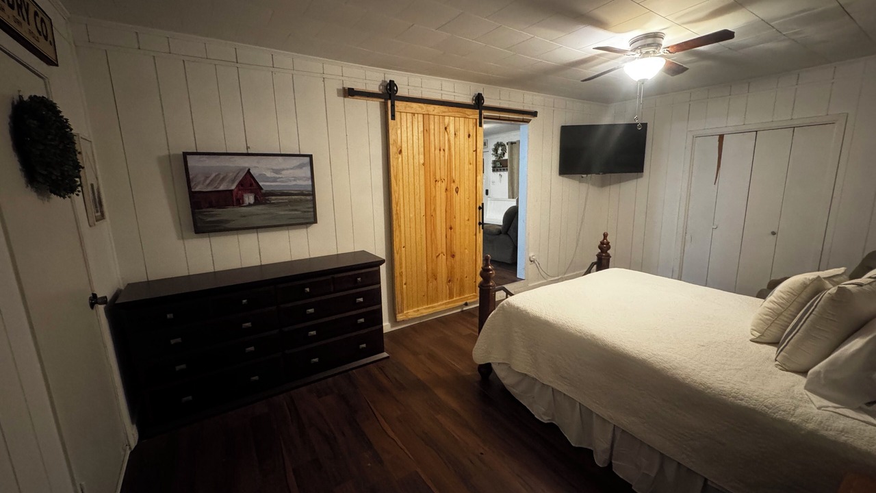 Photo of Bedroom in Comanche