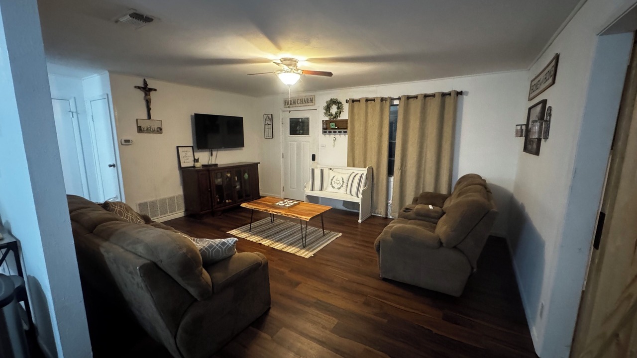 Photo of Livingroom in Comanche