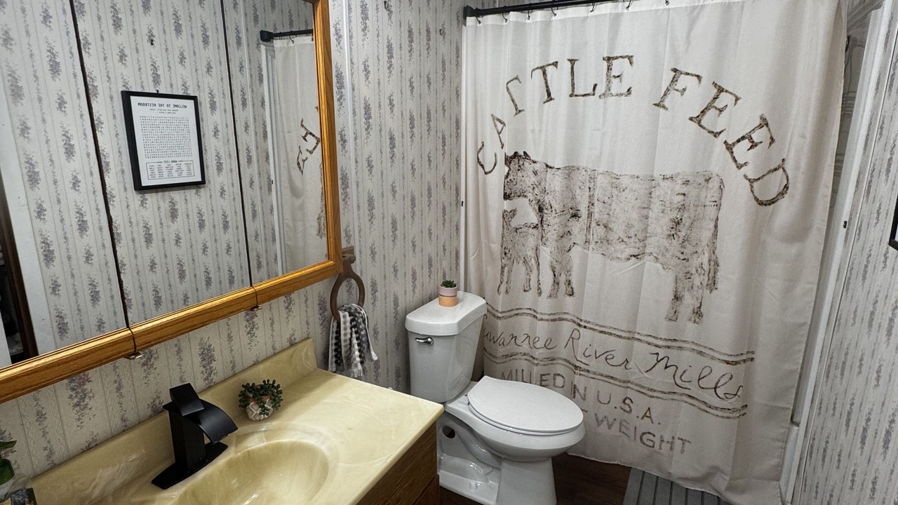Photo of Bathroom in Comanche