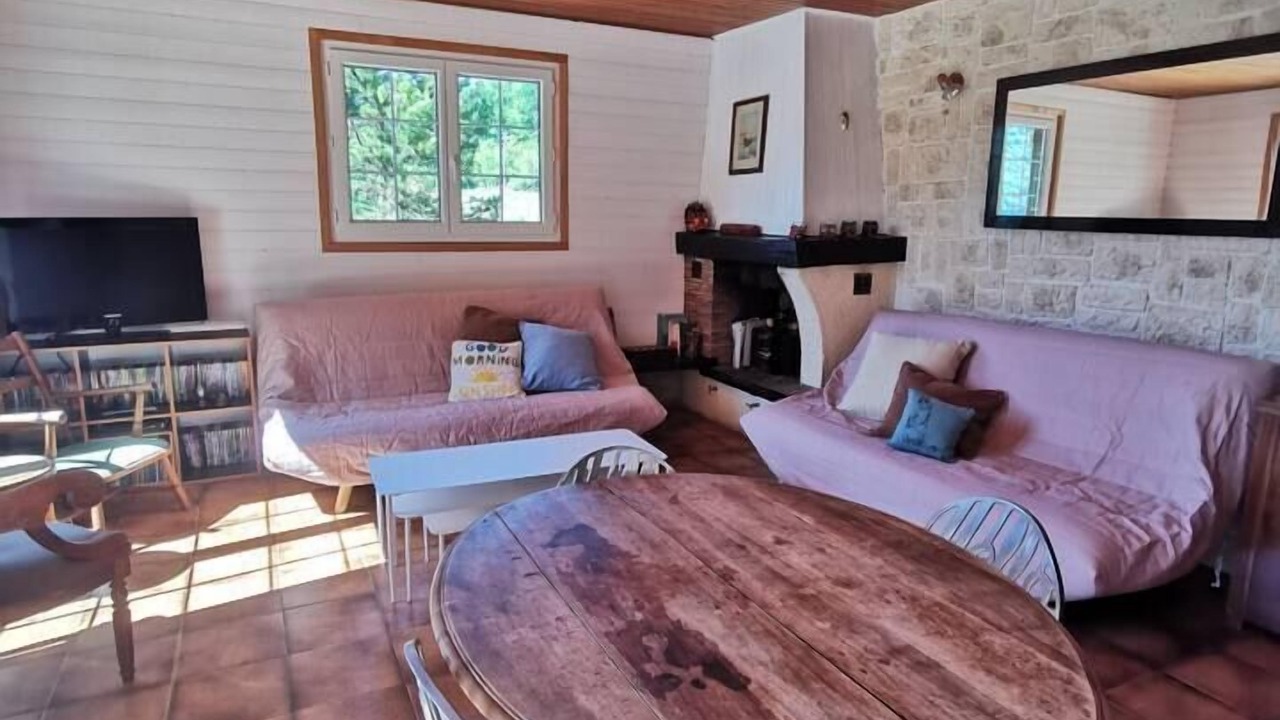 Photo of Livingroom in Serrieres-sur-Ain