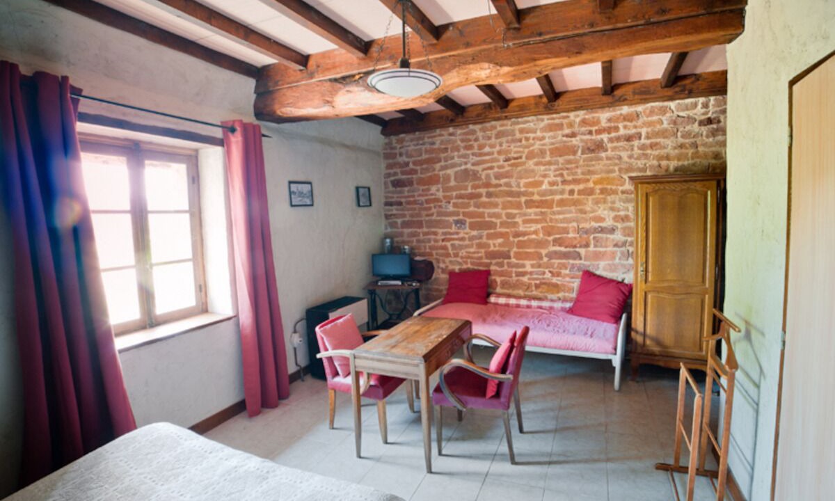 Photo of Bedroom in Etrigny