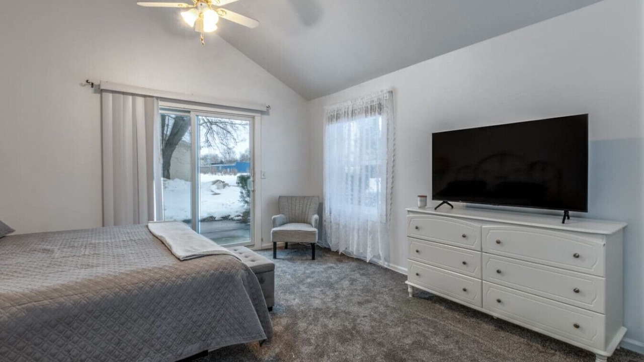 Photo of Bedroom in Gasport