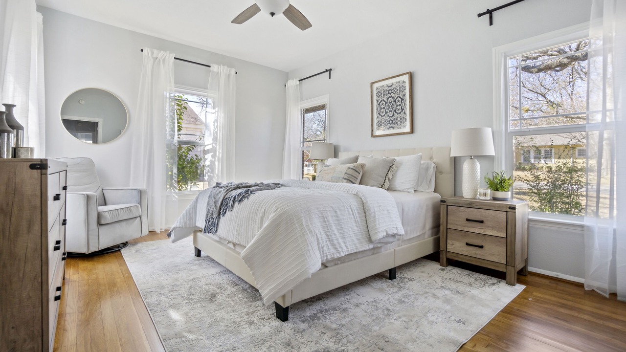Photo of Bedroom in Weatherford