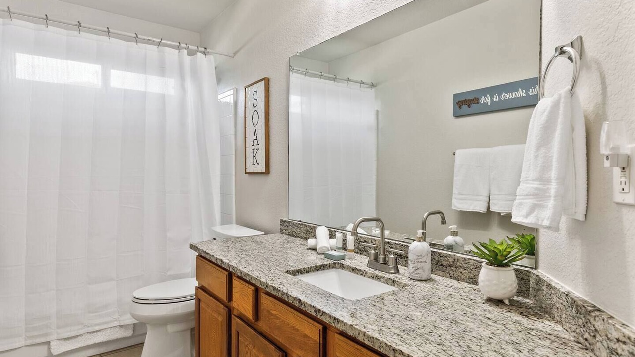 Photo of Bathroom in Murphy