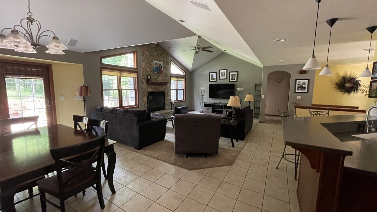 Photo of Livingroom in Plymouth