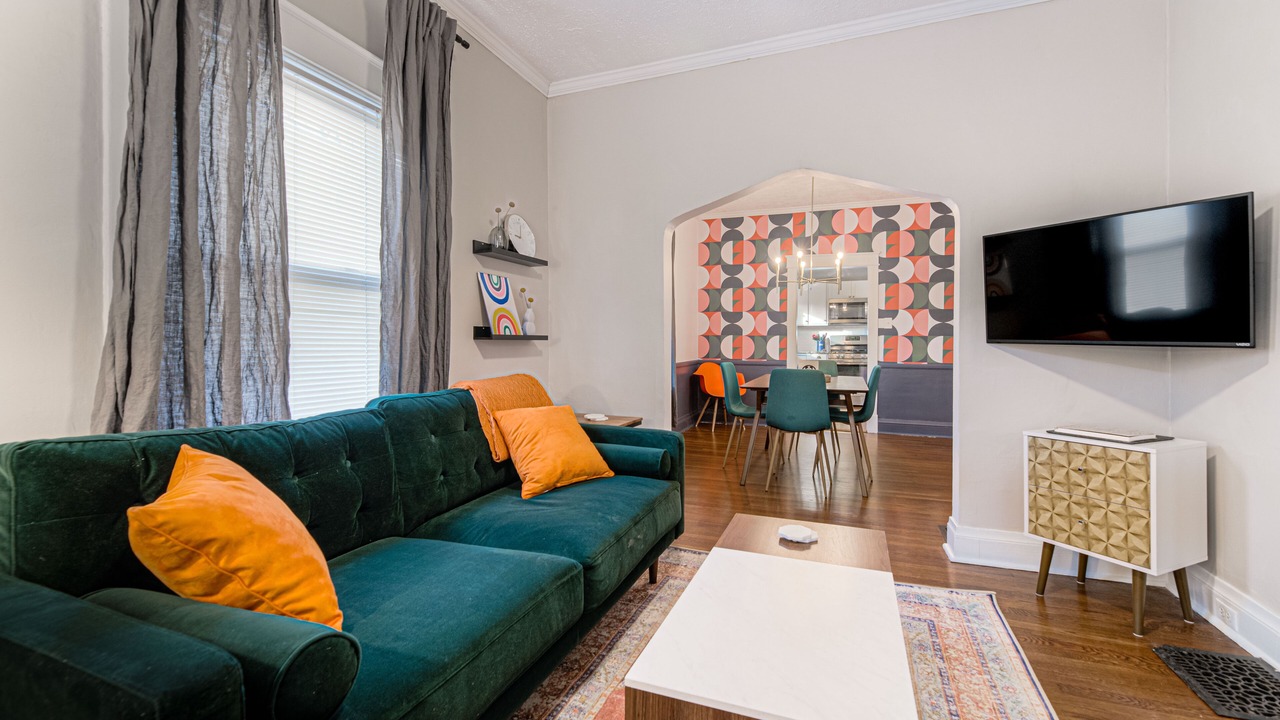 Photo of Livingroom in Rosedale