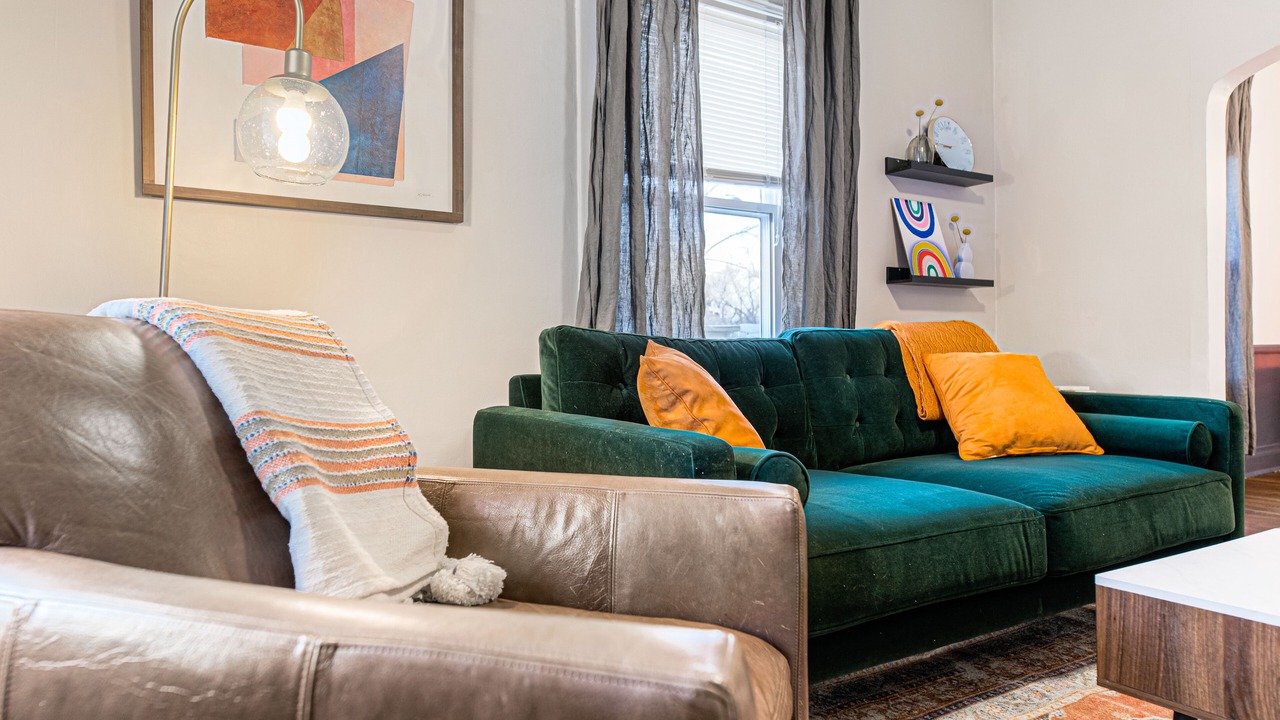 Photo of Livingroom in Rosedale